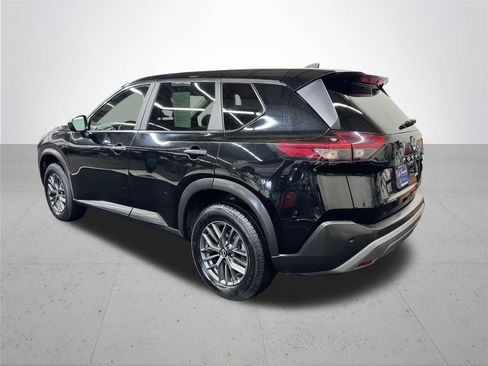 Used 2023 Nissan Rogue S AWD/4WD image 4