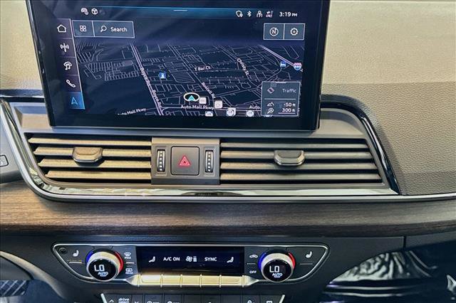 Used 2025 Audi Q5 2.0T Premium Plus w/ Premium Plus Package AWD/4WD image 13