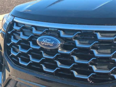 New 2025 Ford Explorer Platinum w/ LUX Leather Package image 12