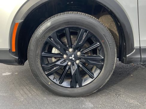 Used 2024 Mitsubishi Eclipse Cross LE image 25