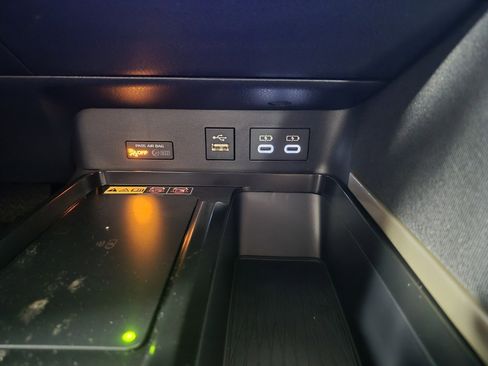 New 2026 Toyota Camry Hybrid image 31