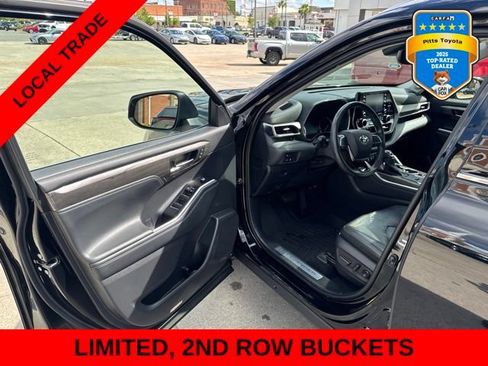 Used 2021 Toyota Highlander Limited FWD image 9