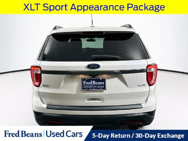 Used 2019 Ford Explorer XLT w/ Equipment Group 202A AWD/4WD image 8