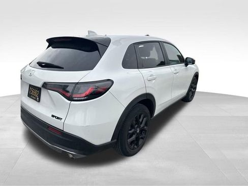 Certified 2024 Honda HR-V Sport image 5