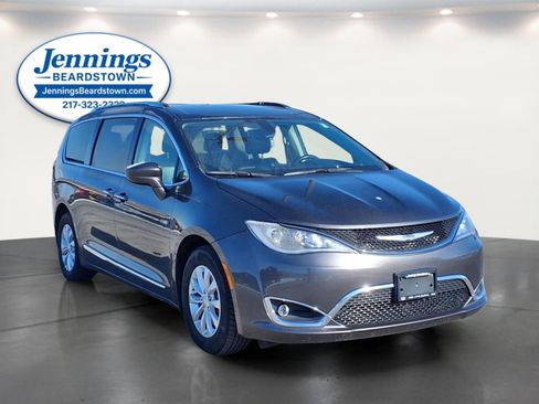 Used 2020 Chrysler Pacifica Touring-L image 28
