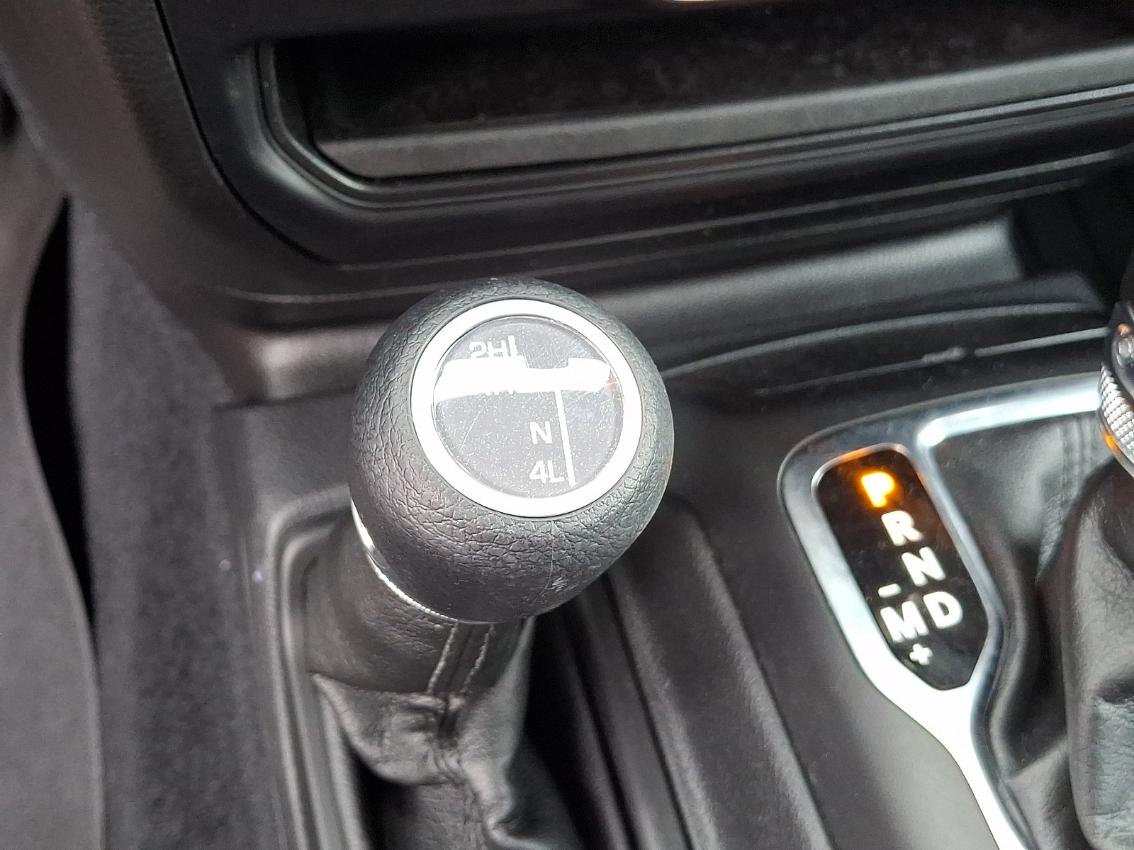 Certified 2023 Jeep Gladiator Sport AWD/4WD image 23