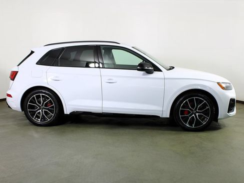 Used 2025 Audi SQ5 Premium Plus AWD/4WD image 8