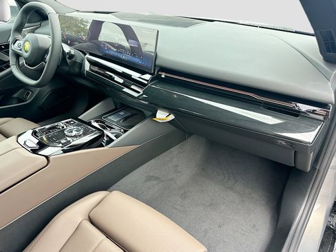 New 2026 BMW 530i w/ Executive Package RWD image 24