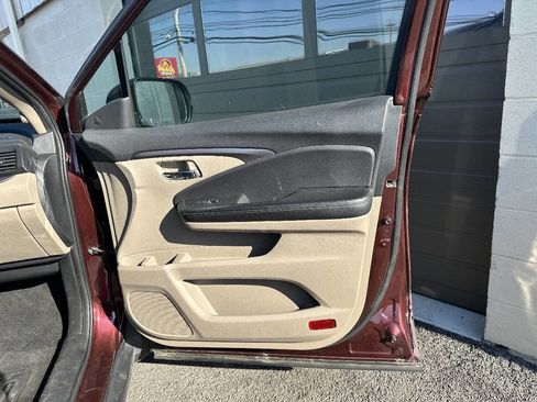 Used 2019 Honda Pilot EX image 24
