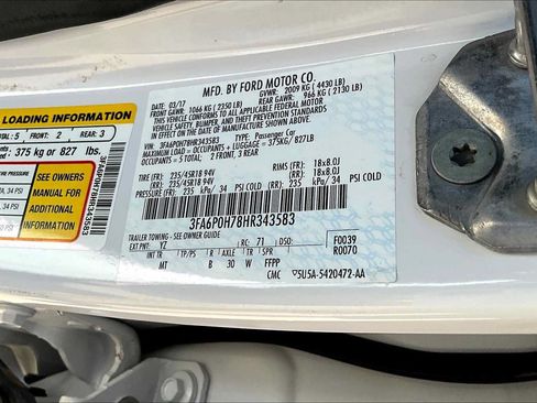 Used 2017 Ford Fusion SE w/ Equipment Group 201A FWD image 36