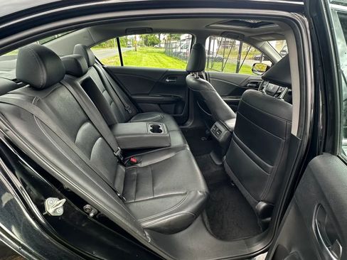 Used 2017 Honda Accord Touring image 26