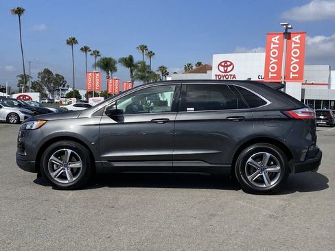 Used 2020 Ford Edge SEL w/ Convenience Package FWD image 39