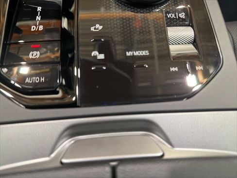 Used 2025 BMW iX xDrive50 w/ Premium Package image 38