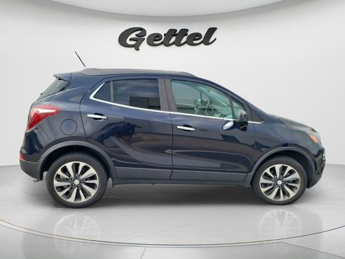 Used 2021 Buick Encore Preferred AWD/4WD image 3