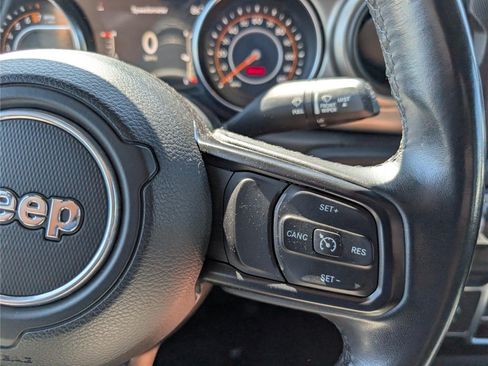 Used 2019 Jeep Wrangler Unlimited Sport S AWD/4WD image 22