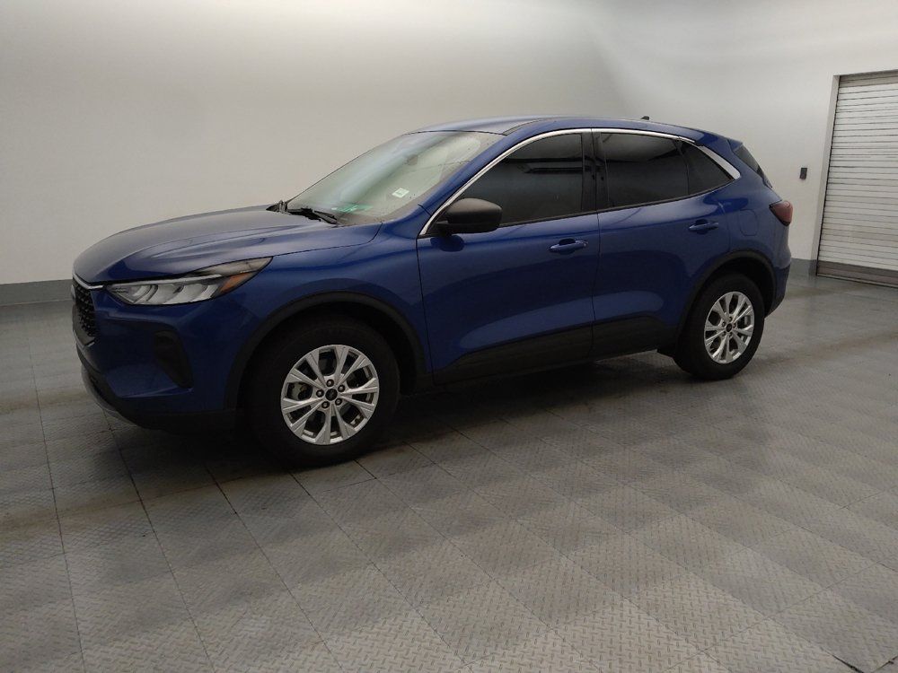 Used 2023 Ford Escape Active AWD/4WD image 2