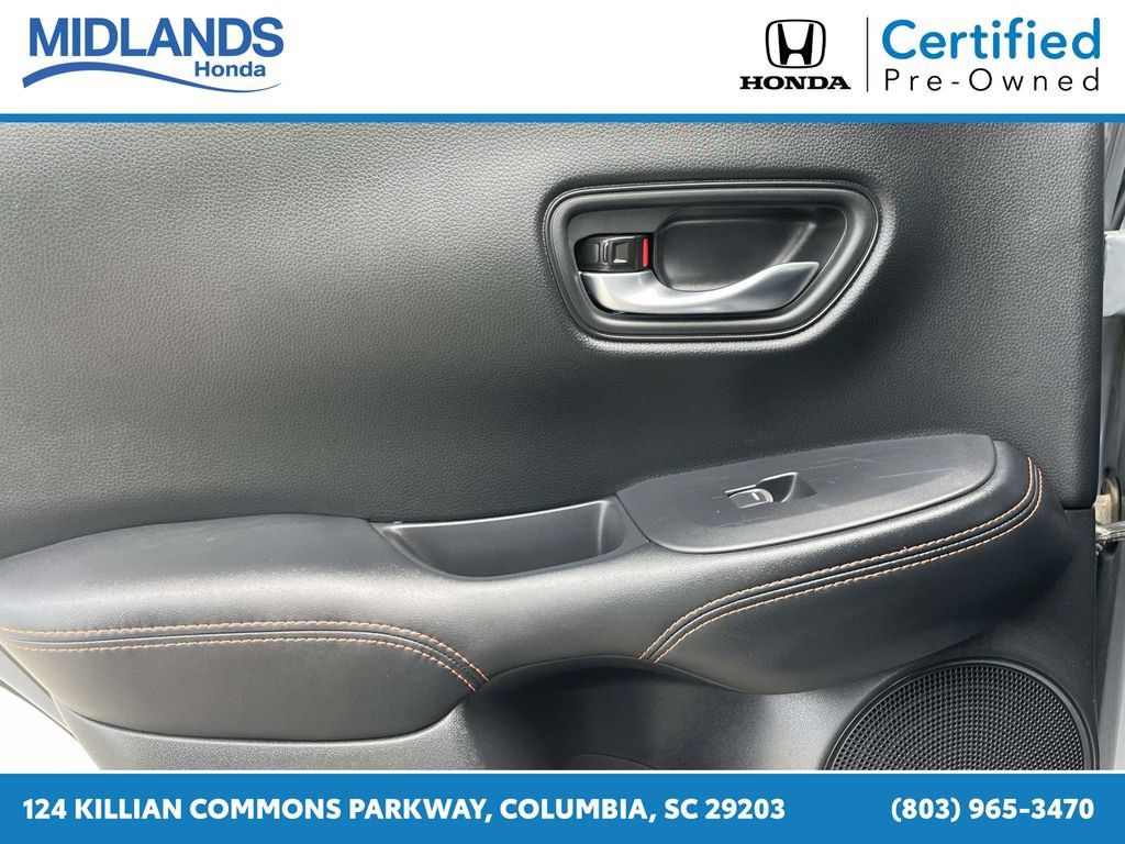 Certified 2025 Honda HR-V Sport image 12