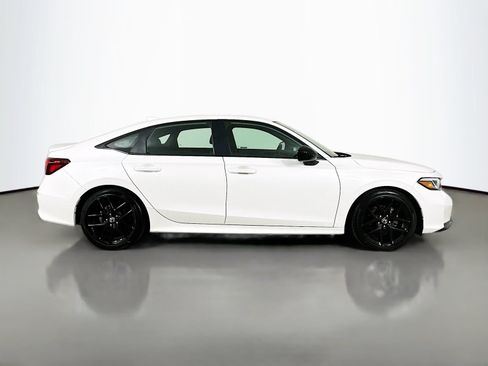 Used 2026 Honda Civic Sport image 4