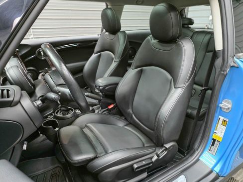 Used 2019 MINI Cooper S FWD image 12