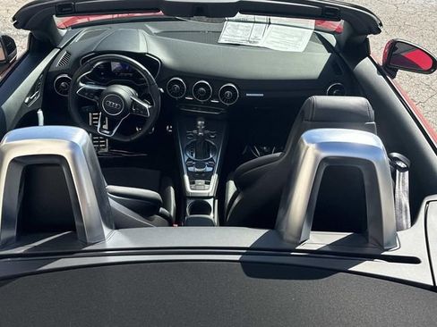 Used 2018 Audi TT 2.0T w/ Technology Package image 4