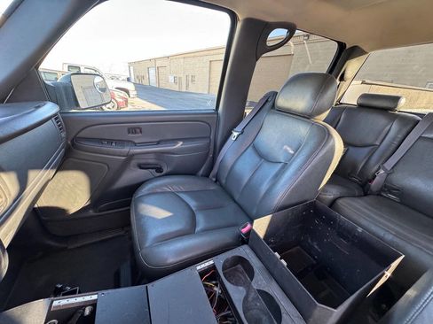 Used 2005 Chevrolet Silverado 2500 4x4 Crew Cab image 38