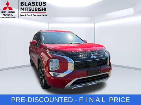 Used 2023 Mitsubishi Outlander SEL AWD/4WD image 5