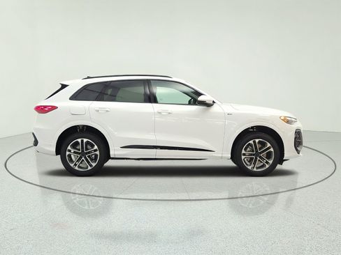 New 2026 Audi Q5 2.0T AWD/4WD image 4