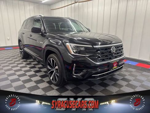 Used 2024 Volkswagen Atlas SEL Premium R-Line AWD/4WD image 1