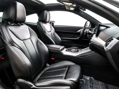 Used 2024 BMW 430i xDrive Coupe w/ Premium Package image 7