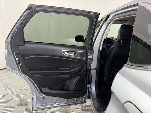 Certified 2024 Ford Edge SEL AWD/4WD image 12