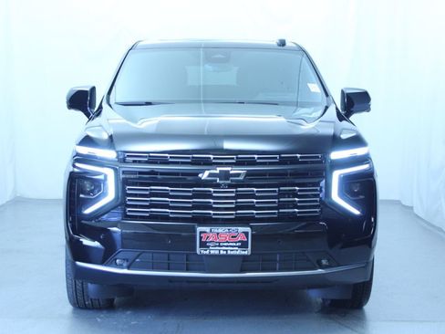New 2026 Chevrolet Suburban High Country AWD/4WD image 6