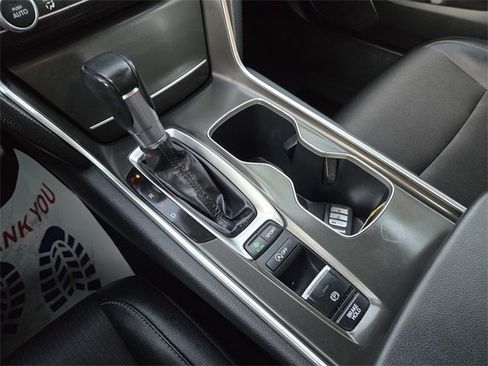 Used 2022 Honda Accord Sport image 15