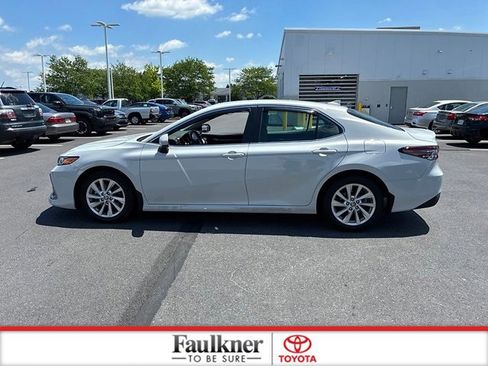 Used 2023 Toyota Camry LE AWD/4WD image 17