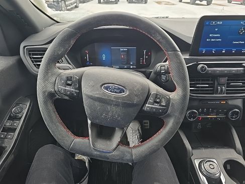 Used 2024 Ford Escape ST-Line image 12