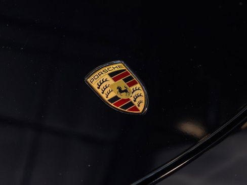 Used 2016 Porsche Cayman image 13