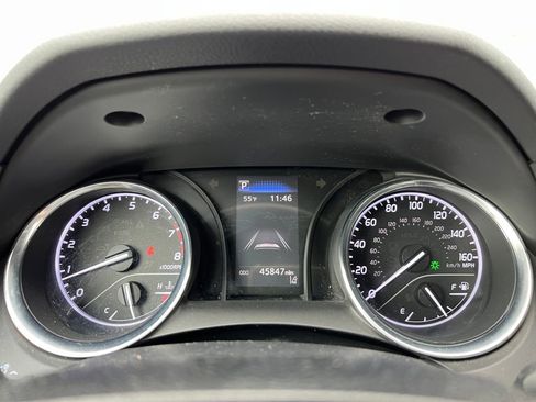 Used 2020 Toyota Camry LE image 35