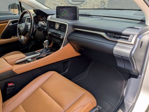 Certified 2021 Lexus RX 350L FWD w/ Premium Package image 24