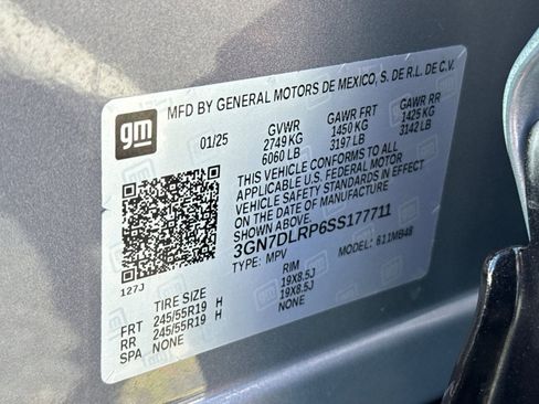 Used 2025 Chevrolet Equinox EV LT w/ Convenience Package FWD image 52