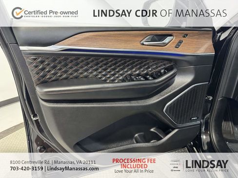 Certified 2023 Jeep Grand Cherokee Summit w/ Adv Protech Group IV AWD/4WD image 18