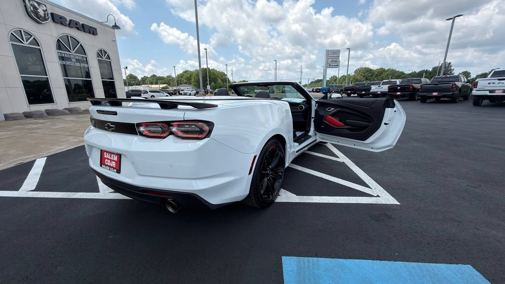 Used 2023 Chevrolet Camaro SS w/ Redline Edition RWD image 17