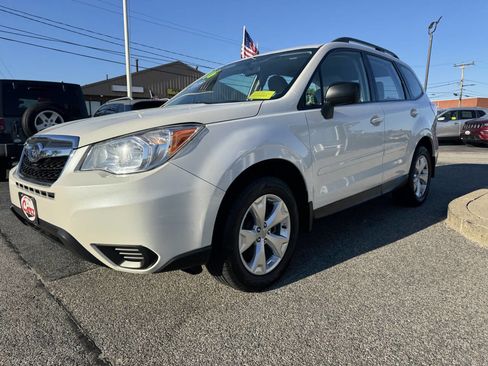 Used 2016 Subaru Forester 2.5i w/ Alloy Wheel Package AWD/4WD image 3