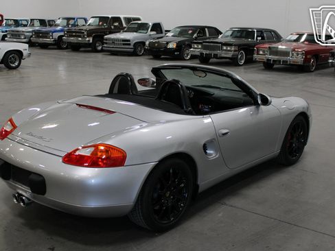 Used 2001 Porsche Boxster S RWD image 32