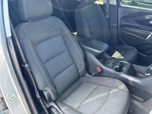 Used 2022 GMC Terrain SLE w/ Driver Convenience Package FWD image 20