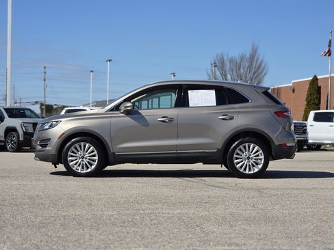 Used 2019 Lincoln MKC Premiere image 4