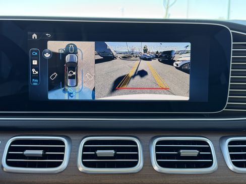 New 2026 Mercedes-Benz GLS 450 4MATIC image 27
