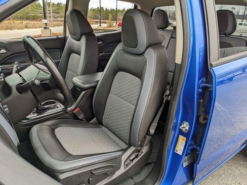 Used 2019 Chevrolet Colorado Z71 image 36