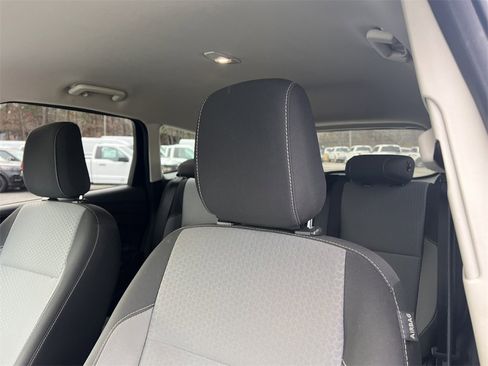 Used 2018 Ford Escape SE image 18