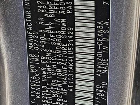 Used 2020 Toyota Camry LE image 15