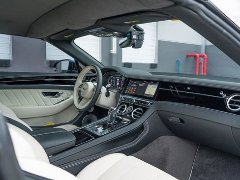 Used 2024 Bentley Continental GT V8 image 41