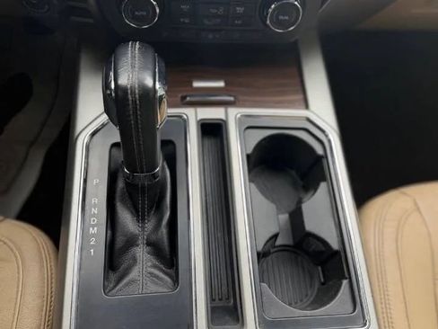 Used 2016 Ford F150 Lariat AWD/4WD image 17